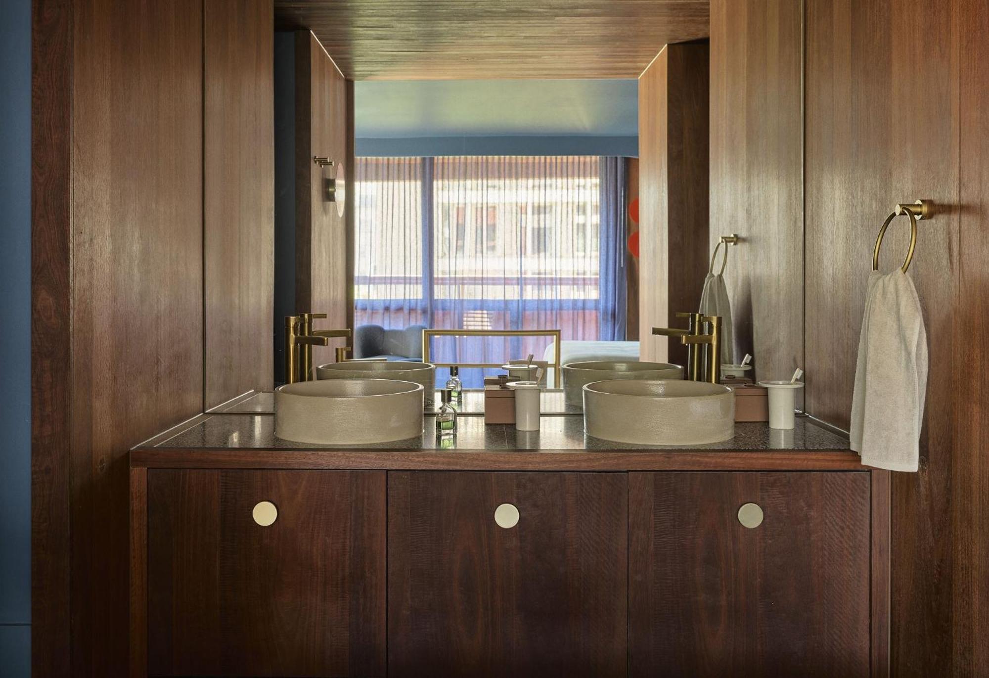 Hyde Place 5* Melbourne