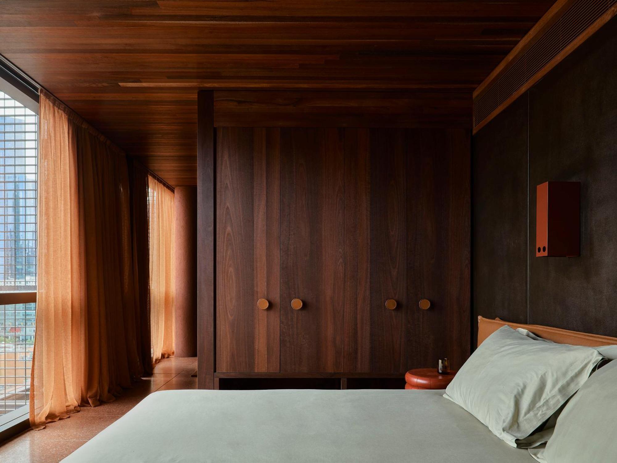 Hyde Place Hotel 5*